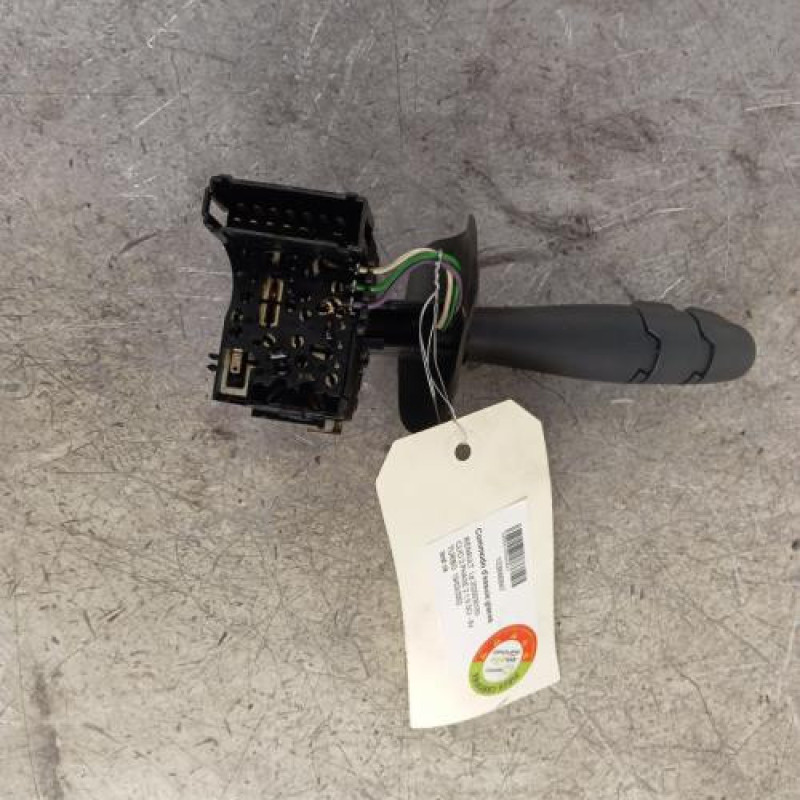 Commodo d'essuie glaces RENAULT CLIO 2 Commodo d'essuie glaces RENAULT CLIO 2