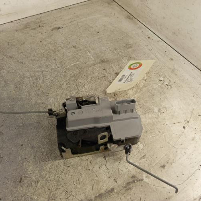 Serrure avant gauche PEUGEOT 206+ Serrure avant gauche PEUGEOT 206+