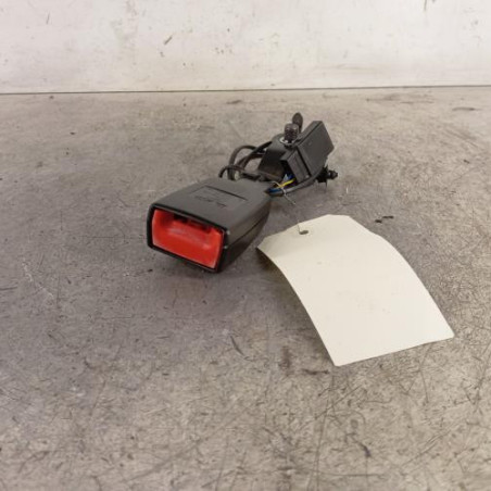 Attache ceinture avant gauche ALFA ROMEO MITO