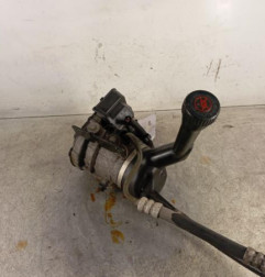 Pompe de direction PEUGEOT 308 1