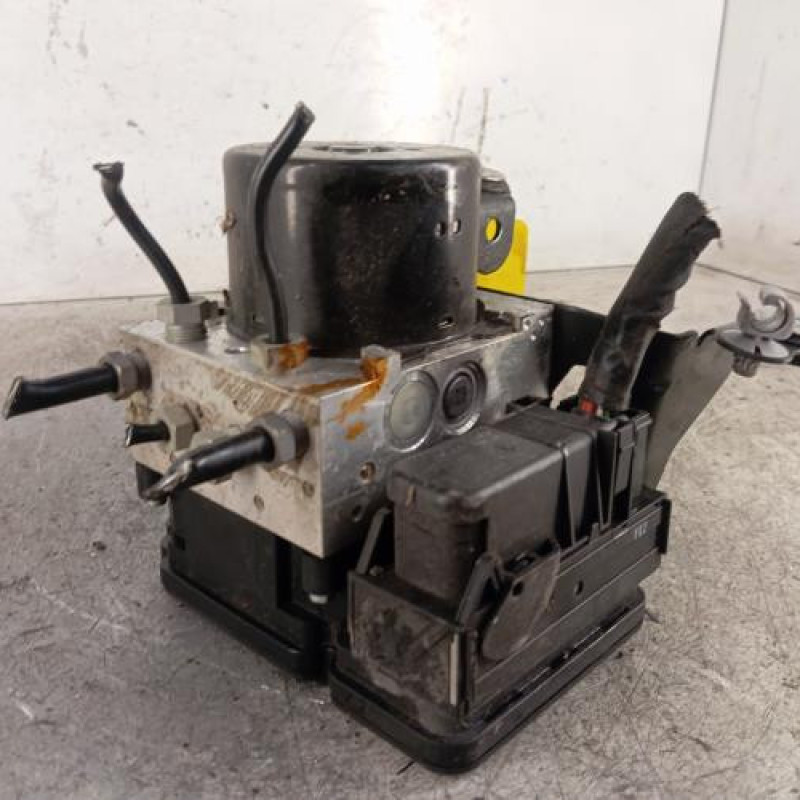 Bloc ABS (freins anti-blocage) VOLVO V 60 2 Bloc ABS (freins anti-blocage) VOLVO V 60 2
