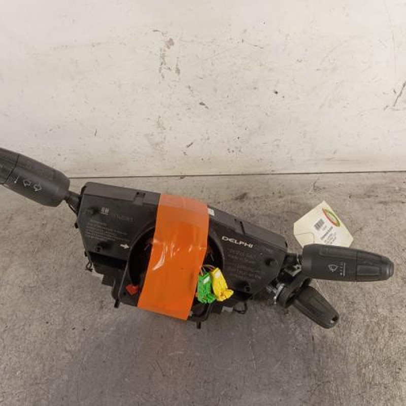 Commande de phare OPEL CORSA D Commande de phare OPEL CORSA D