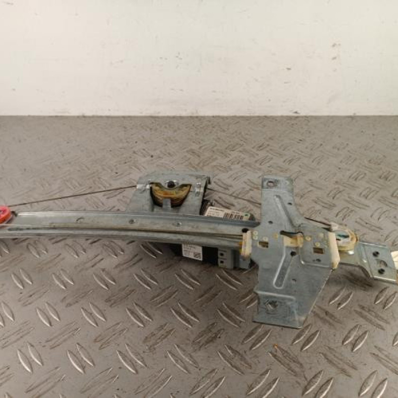 Leve vitre electrique arriere droit PEUGEOT 207