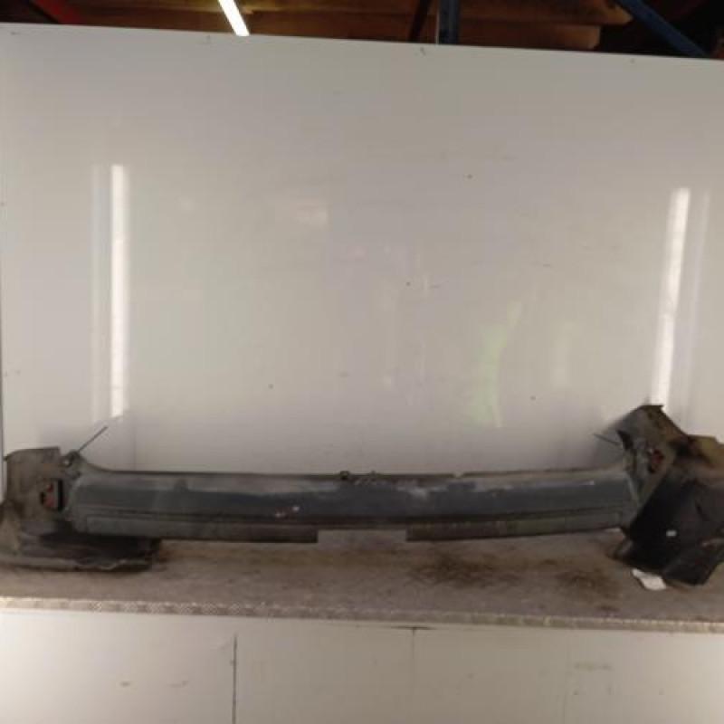 Pare choc arriere RENAULT MASTER 3