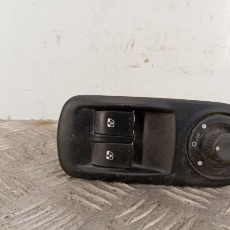 Interrupteur de leve vitre avant gauche RENAULT MASTER 2 Photo n°1