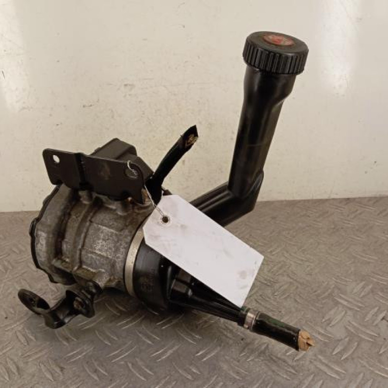 Pompe de direction PEUGEOT 308 1 SW