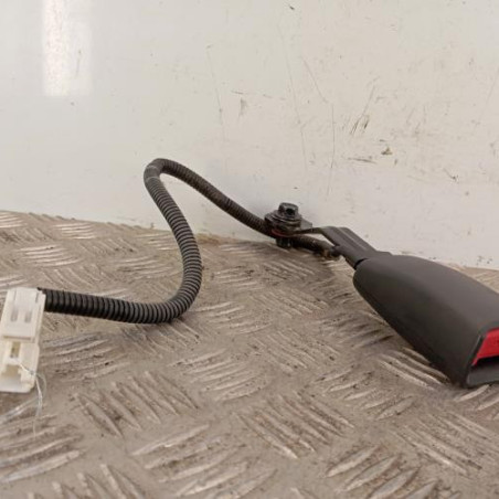 Attache ceinture avant gauche KIA RIO 3 Photo n°1