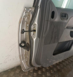 Porte avant droit FORD FIESTA 5 Photo n°8