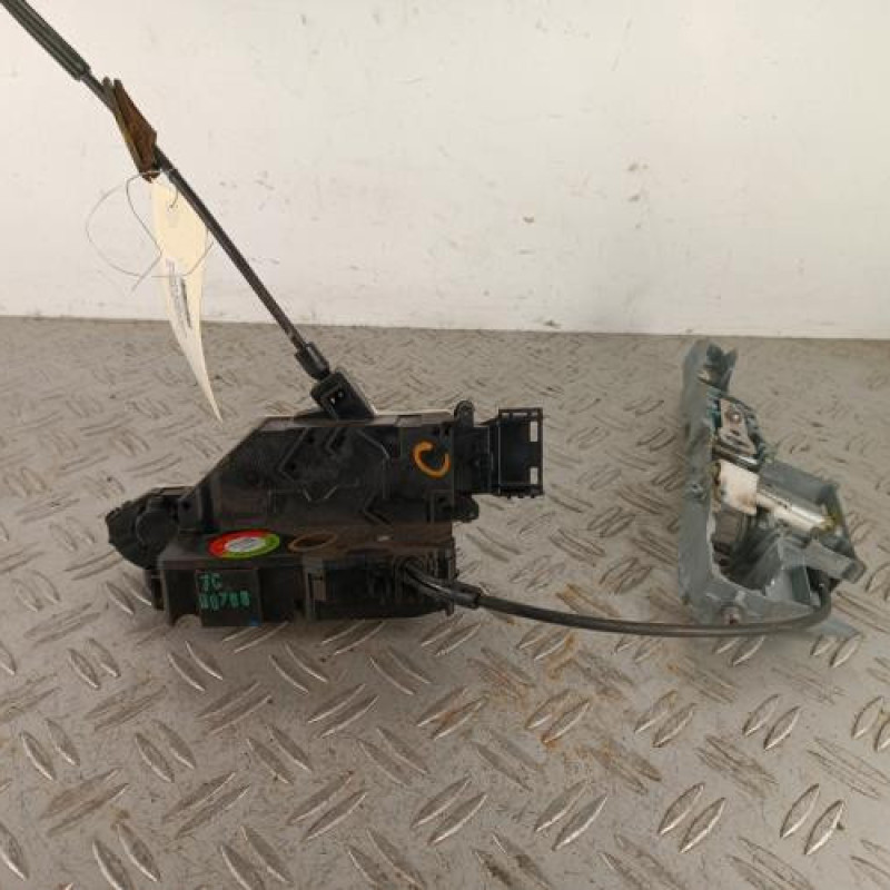 Serrure avant droit PEUGEOT 207 Serrure avant droit PEUGEOT 207