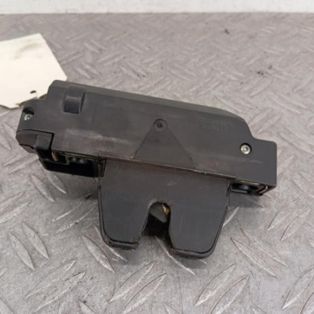 Serrure de hayon PEUGEOT 206