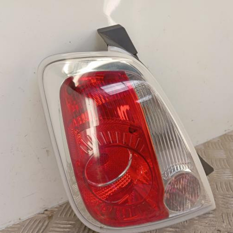 Feu arriere principal gauche (feux) FIAT 500 2