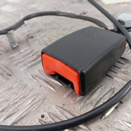 Attache ceinture avant droit FIAT 500 2