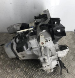Boite de vitesses PEUGEOT 208 1 Photo n°4
