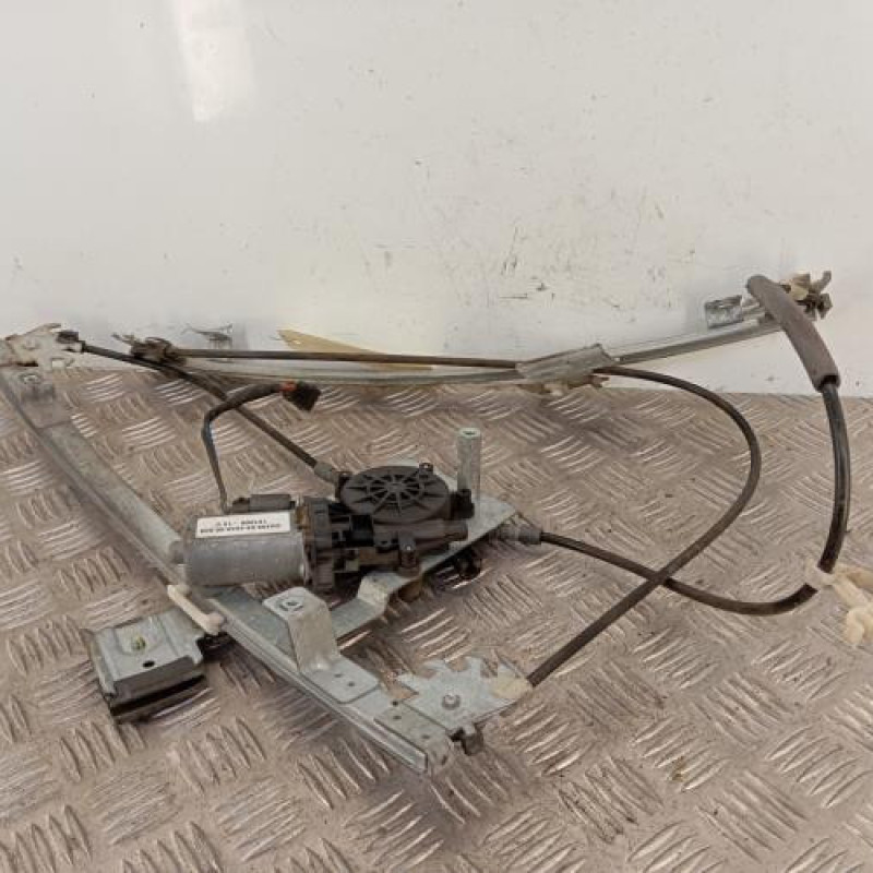 Leve vitre electrique avant gauche VOLKSWAGEN POLO 3