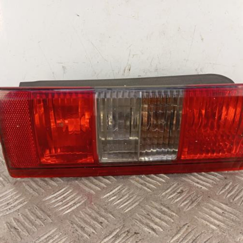 Feu arriere principal droit (feux) OPEL COMBO C Feu arriere principal droit (feux) OPEL COMBO C