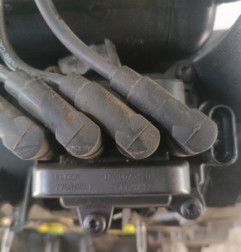Moteur RENAULT CLIO 4 Photo n°5