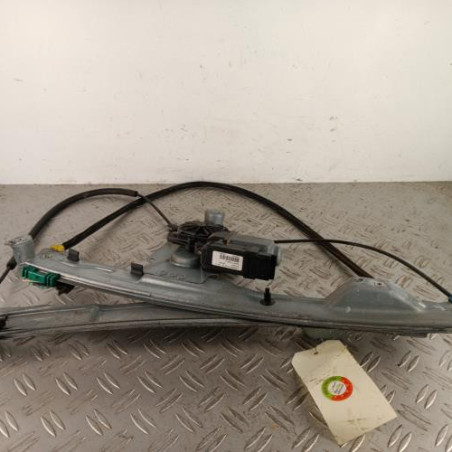 Leve vitre electrique avant droit RENAULT CLIO 3
