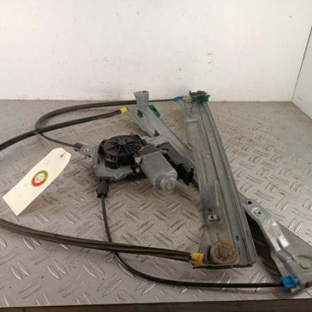 Leve vitre electrique avant gauche RENAULT CLIO 3 Photo n°1
