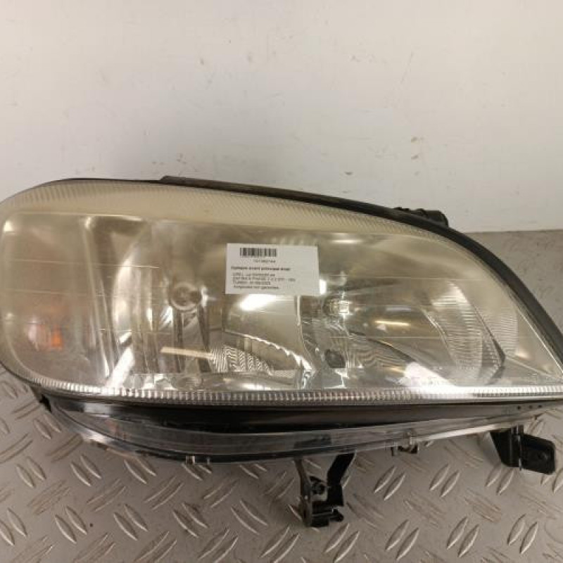 Optique avant principal droit (feux)(phare) OPEL ZAFIRA A