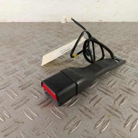 Attache ceinture avant gauche PEUGEOT 108