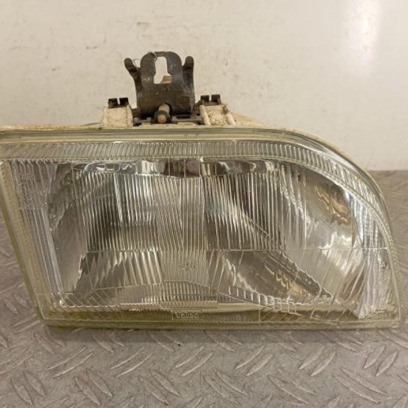Optique avant principal droit (feux)(phare) FORD FIESTA 3