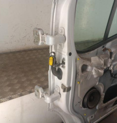 Porte avant droit RENAULT TRAFIC 2 Photo n°7