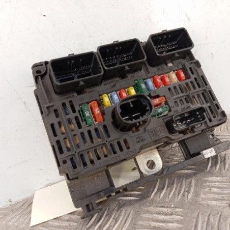 Boitier servitude moteur (BSM) PEUGEOT 407