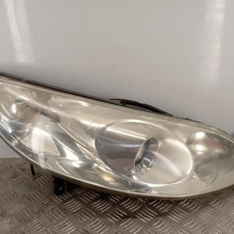 Optique avant principal droit (feux)(phare) PEUGEOT 407