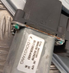 Leve vitre electrique arriere gauche OPEL MOKKA 1 Photo n°5