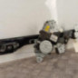 Leve vitre electrique avant droit OPEL MOKKA 1