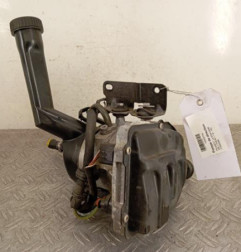 Pompe de direction PEUGEOT 308 1