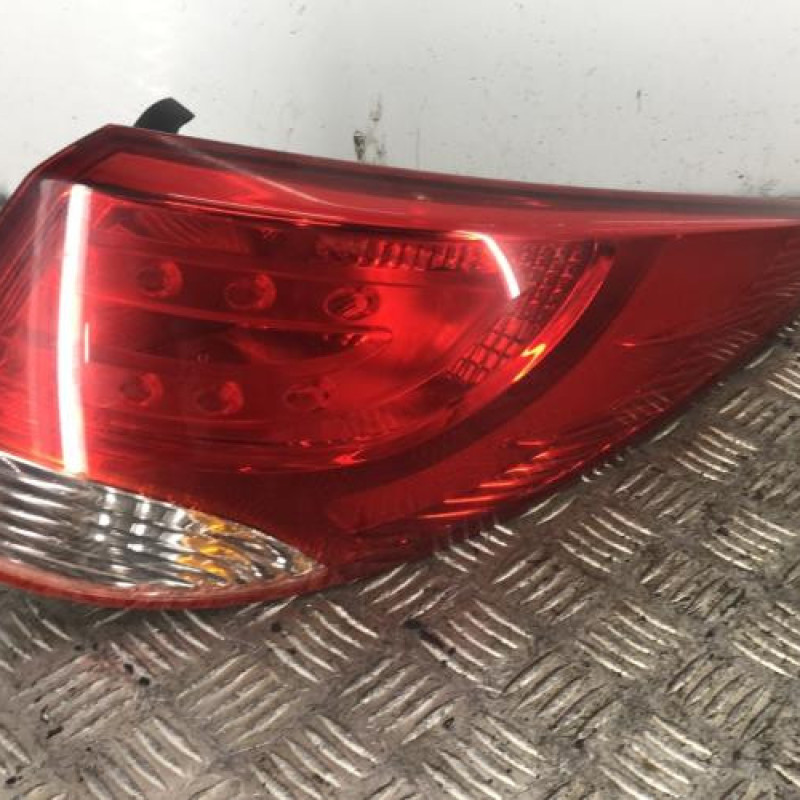 Feu arriere principal droit (feux) HYUNDAI IX 35 Feu arriere principal droit (feux) HYUNDAI IX 35
