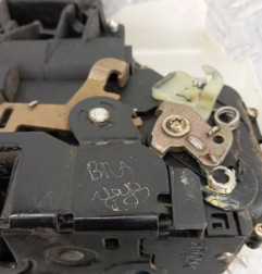 Serrure avant droit VOLKSWAGEN PASSAT 4 Photo n°4