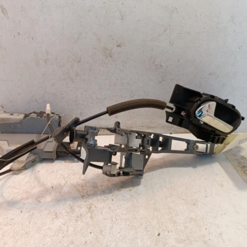 Serrure arriere gauche CITROEN C3 2 Serrure arriere gauche CITROEN C3 2