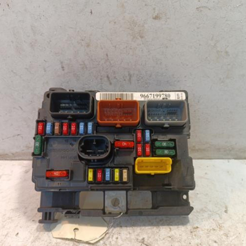 Boitier servitude moteur (BSM) CITROEN C3 2 Boitier servitude moteur (BSM) CITROEN C3 2