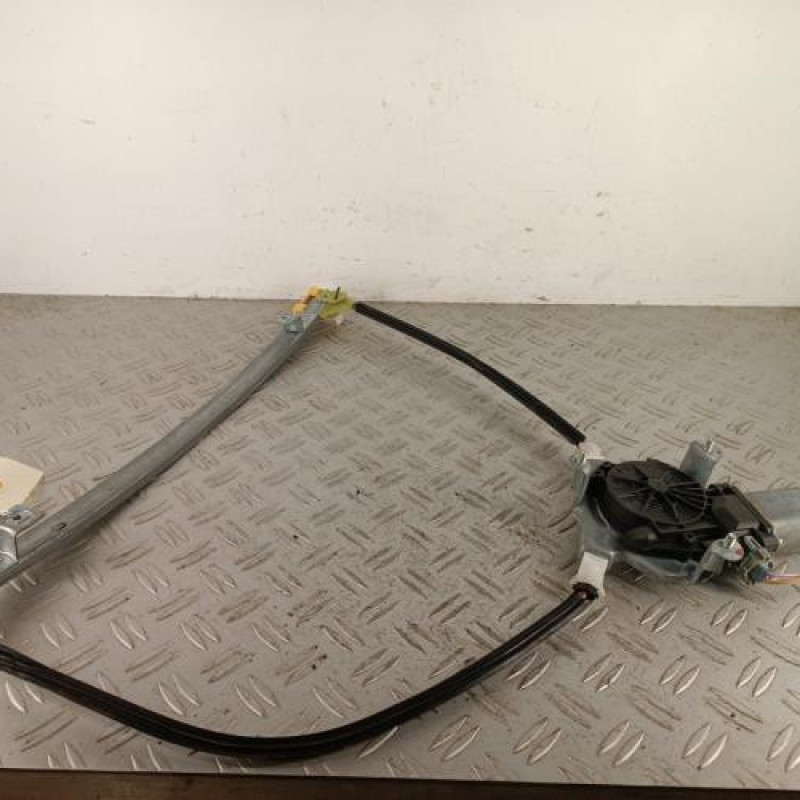 Leve vitre electrique avant gauche RENAULT CLIO 2