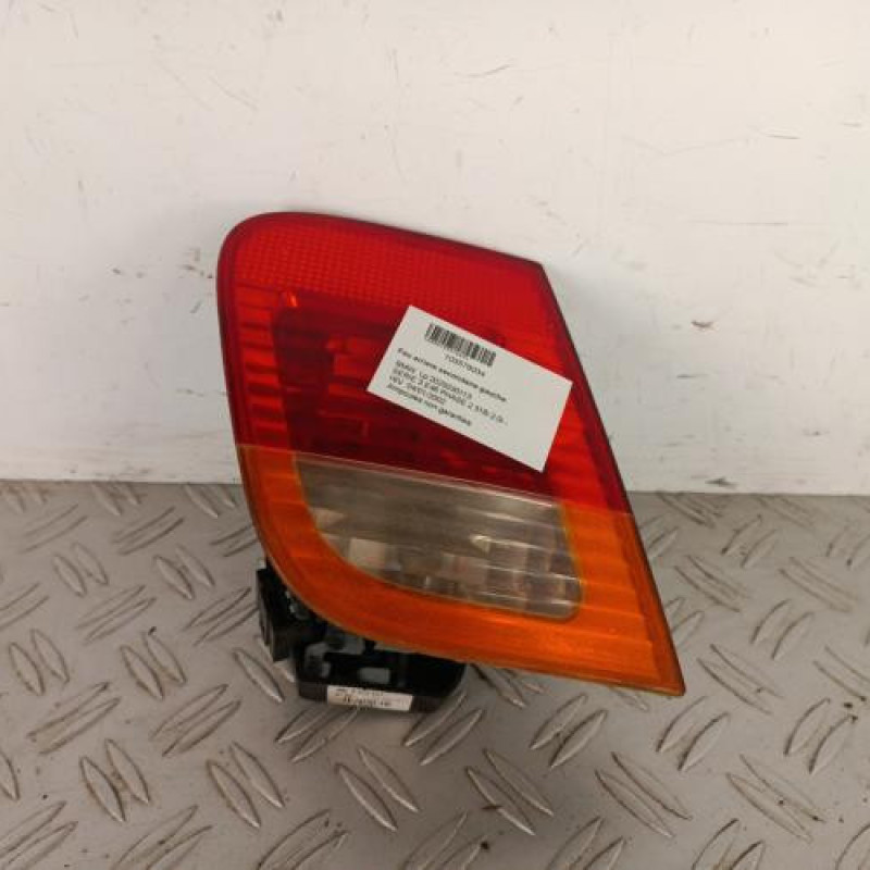 Feu arriere secondaire gauche (feux) BMW SERIE 3 E46 Feu arriere secondaire gauche (feux) BMW SERIE 3 E46