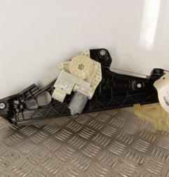 Leve vitre electrique arriere droit RENAULT CAPTUR 2 Photo n°1