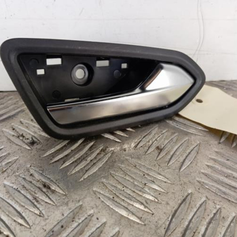 Poignee interieur avant droit RENAULT CAPTUR 2