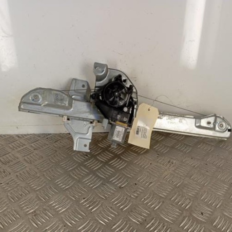 Leve vitre electrique avant droit PEUGEOT 2008 1 Photo n°1