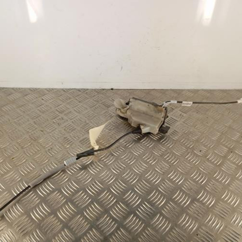 Serrure avant gauche PEUGEOT 2008 1 Serrure avant gauche PEUGEOT 2008 1
