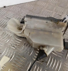 Serrure avant gauche PEUGEOT 2008 1