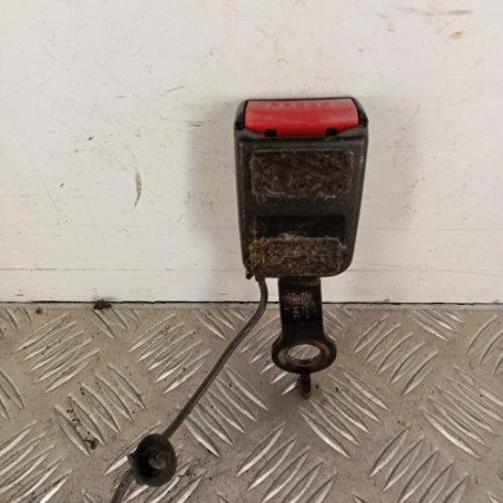 Attache ceinture avant gauche DACIA DUSTER 1