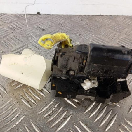 Serrure arriere droit DACIA DUSTER 1