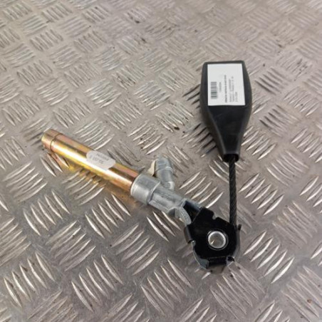Attache ceinture avant droit RENAULT TWINGO 1 Photo n°1