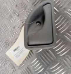 Poignee interieur avant gauche RENAULT TWINGO 1 Photo n°1