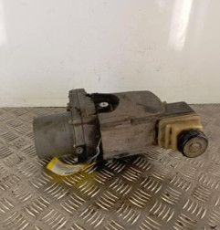 Pompe de direction RENAULT LAGUNA 3 Photo n°1