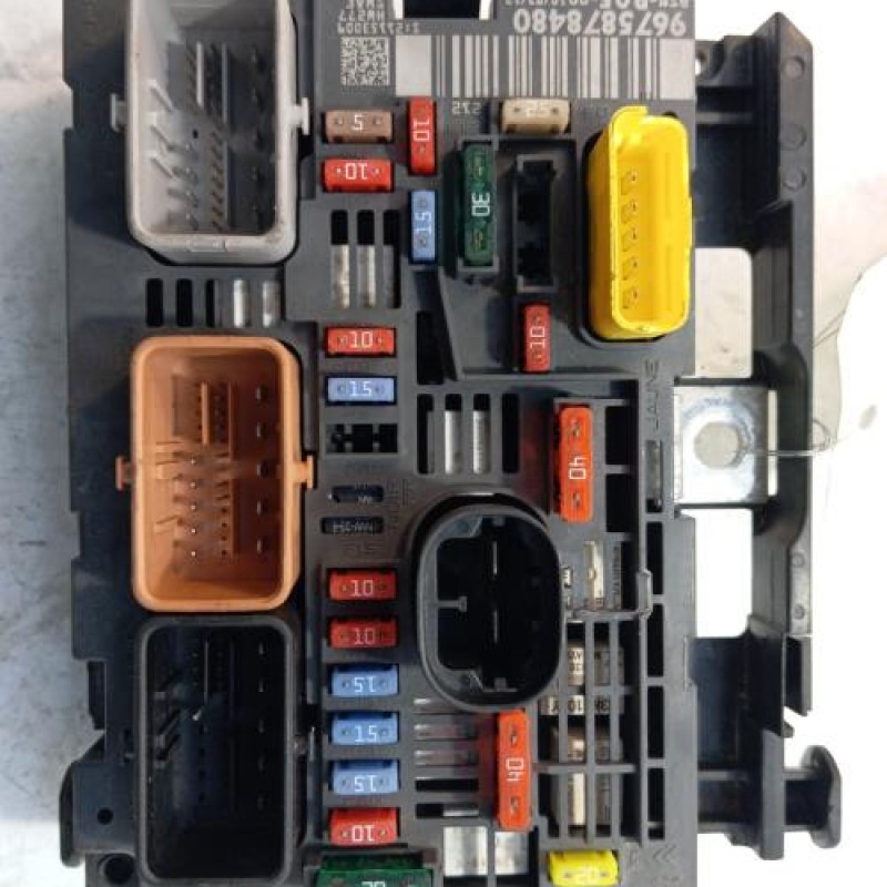 Boitier servitude moteur (BSM) PEUGEOT 308 1 Boitier servitude moteur (BSM) PEUGEOT 308 1