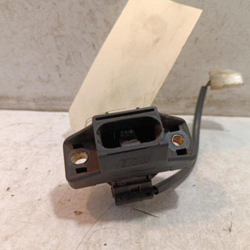 Serrure de hayon RENAULT KANGOO 1 Serrure de hayon RENAULT KANGOO 1