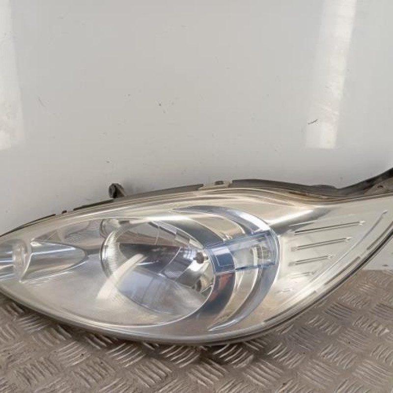 Optique avant principal gauche (feux)(phare) FORD KA 2